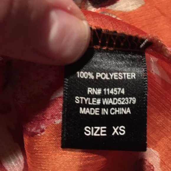 Bellatrix Sheer Floral Sleeveless Blouse - Picture 5 of 6